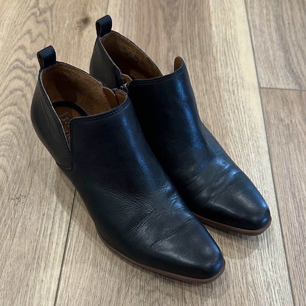 Franco Sarto Dingo 2 Black Leather Booties Size 7.5